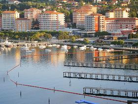 Ustavno sodišče razveljavilo tri občinske odloke o urejanju Portoroža