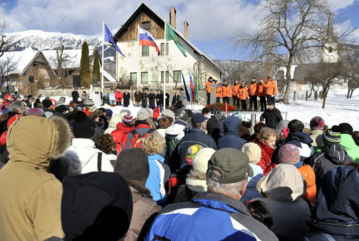 Na kulturni praznik 8. februarja, torej na dan Prešernove smrti, je v Vrbi vselej gneča. Foto: Bobo Na kulturni praznik 8. februarja, torej na dan Prešernove smrti, je v Vrbi vselej gneča. Foto: Bobo