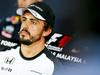 Fernando Alonso, ki vztraja, da za njegovo nesrečo v Barceloni ni bil kriv sunek vetra, kot je bila uradna prva razlaga McLarna, se je v zadnjih tednih na družinskem posestvu v severni Španiji, kakor tudi v Dubaju, kjer je nekaj časa preživel z boljšo polovico Laro Alvarez, dobro pripravil na malezijsko preizkušnjo. Foto: EPA
