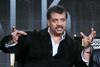 Neil deGrasse Tyson je med najbolj priljubljenimi astrofiziki, saj zna vesolje predstaviti z zanimivimi besednimi zvezami. Foto: AP