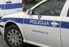 Od vlade in premierja Mira Cerarja policisti pričakujejo predstavitev rešitev težav. Če odziva ne bo, vodstvi sindikatov napovedujeta dodatne zaostritve. Foto: BoBo