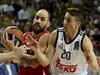 Vassilis Spanoulis in Jaycee Carroll