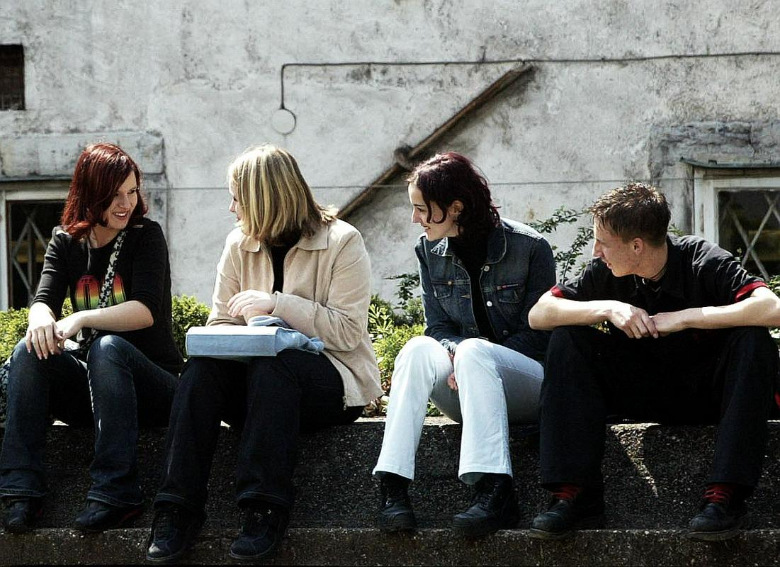 Polnoletni dijaki ne bodo več opravičevali svoje odsotnosti od pouka, če noveli obveljata. Foto: BoBo Polnoletni dijaki ne bodo več opravičevali svoje odsotnosti od pouka, če noveli obveljata. Foto: BoBo