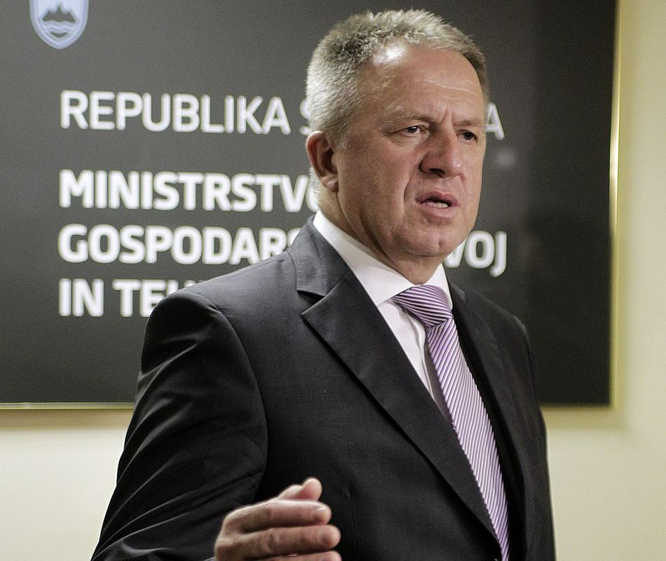 Počivalšek je gospodarski minister že več zaporednih mandatov. Foto: BoBo Počivalšek je gospodarski minister že več zaporednih mandatov. Foto: BoBo