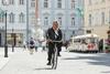Ljubljanski podžupan prof. dr. Janez Koželj pravi, da igra mobilnost zelo pomembno, če ne ključno vlogo pri oživitvi mestnega jedra. Pravi, da se morata Nnarava mesta in mobilnosti na neki način spojiti v sistem, ki deluje, součinkuje, ki je drug drugemu prijazen. Foto: MMC RTV SLO/Sandi Fišer