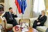 Borut Pahor se je v Dubrovniku srečal s hrvaško predsednico Kolindo Grabar - Kitarović. Foto: Stanko Gruden/STA
