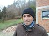 Husein Šakanović je edini gradbeni delavec v Sloveniji, ki hodi