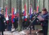Obrambna ministrica je izrazila spoštovanje do narodnoosvobodilnega partizanskega boja in zagotovila, da bodo odločno storili vse, kar je v njihovi moči, da se v javnosti pomen tega boja ne bo zmanjševal in oskrunil. Tudi zato, da dostojanstven spomin na to junaško obdobje naše zgodovine ohranimo ter ga prenesemo na mlajše generacije. Foto: MORS