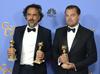 Zmagovalca večera: Alejandro Inarritu in Leonardo di Caprio, ki sta odnesla nagrade za najboljši film, režijo in glavno moško vlogo. Foto: EPA