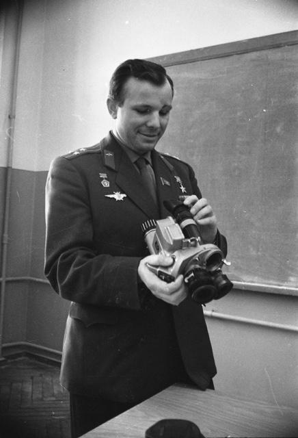 Gagarin, Konvas