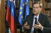 Premier Miro Cerar meni, da je oprema policistov in vojakov za obvladovanje prebežnikov zadostna. Foto: MMC RTV SLO