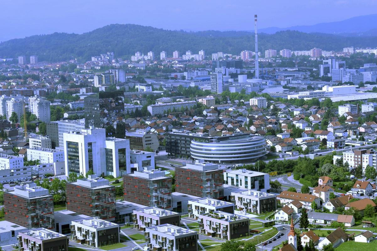 Ljubljana je zdaj vsesplošno središče Slovenije. Foto: BoBo Ljubljana je zdaj vsesplošno središče Slovenije. Foto: BoBo