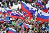 Zadovoljstvo s svojim življenjem je v letu 2017 na lestvici od 0 do 10 z ocenami od 7 do 10 ocenilo 72 odstotkov ljudi ali za štiri odstotne točke več kot leto pred tem. Glede na leto 2016 se je zvišala tudi povprečna samoocena zadovoljstva z življenjem, in sicer za 0,1 vrednosti ocene - s 7,1 na 7,2. Foto: BoBo