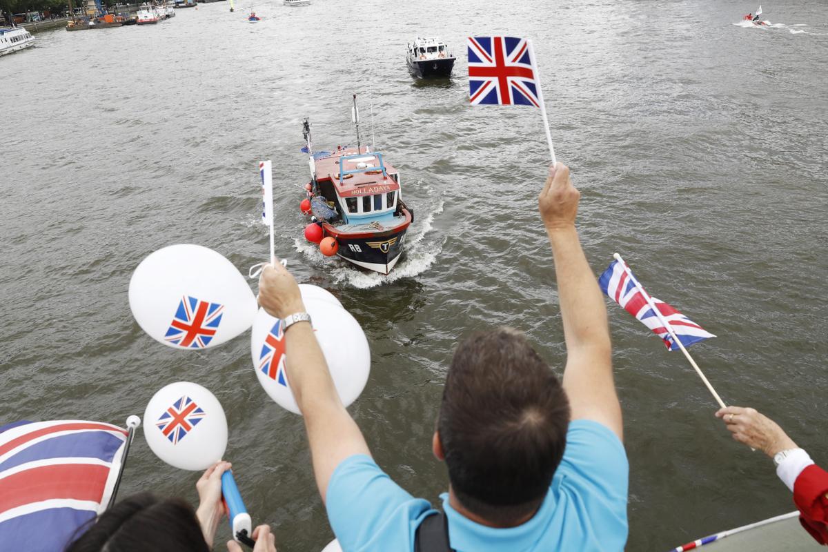 Kako se bodo v četrtek odločili britanski volivci? Ali bo država ostala članica Evropske unije ali bo prva zapustila evropsko združbo? Foto: Reuters