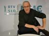 Marcel Štefančič, jr., je v svojem novem delu z izborom skoraj 300 slovenskih filmov, daljših od ene ure, ovrgel predsodek, da se v Sloveniji posname malo filmov. Foto: MMC RTV SLO