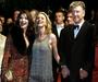 David Lynch je v Cannesu leta 2001 poziral z zvezdnicama skrivnostne drame Mulholland Drive, Lauro Eleno Harring in Naomi Watts. Foto: Reuters