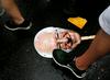 Bernie Sanders, ki je navdahnil milijone, je prav tako naglo svoje podpornike tudi razočaral, ko je podprl Hillary Clinton. Foto: Reuters