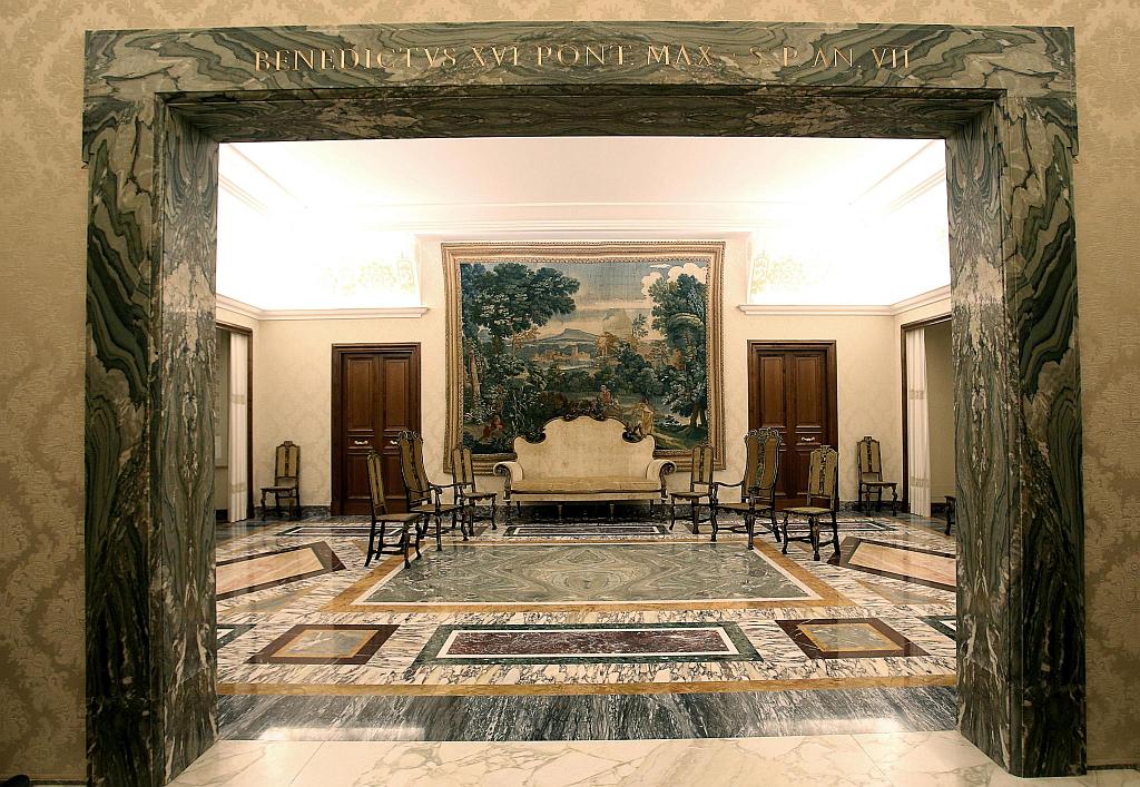 Papeževa poletna rezidenca Castel Gandolfo. Foto: EPA Papeževa poletna rezidenca Castel Gandolfo. Foto: EPA