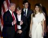 70-letnemu Donaldu Trumpu je uspelo. Z ženo Melanio, po rodu Slovenko iz Sevnice, in sinom Barronom se bo januarja vselil v Belo hišo. Foto: Reuters