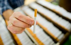 Pasivno kajenje v otroštvu povečuje možnosti za smrt zaradi pljučne bolezni v odrasli dobi