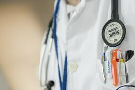 Fides ob prihodu srčnih kirurgov na inštitut opozarja na nova plačna nesorazmerja
