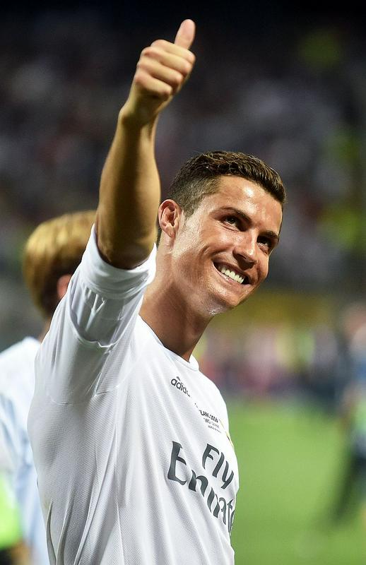 Cristiano Ronaldo "čivka" za mastne denarce, en njegov tvit je vreden 260 ... - RTV Slovenija