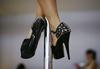 V Sloveniji je mogoče registrirati poklice, ki se lahko povezujejo s prostitucijo, mogoče pa je to dejavnost registrirati pod drug poklic. Foto: Reuters