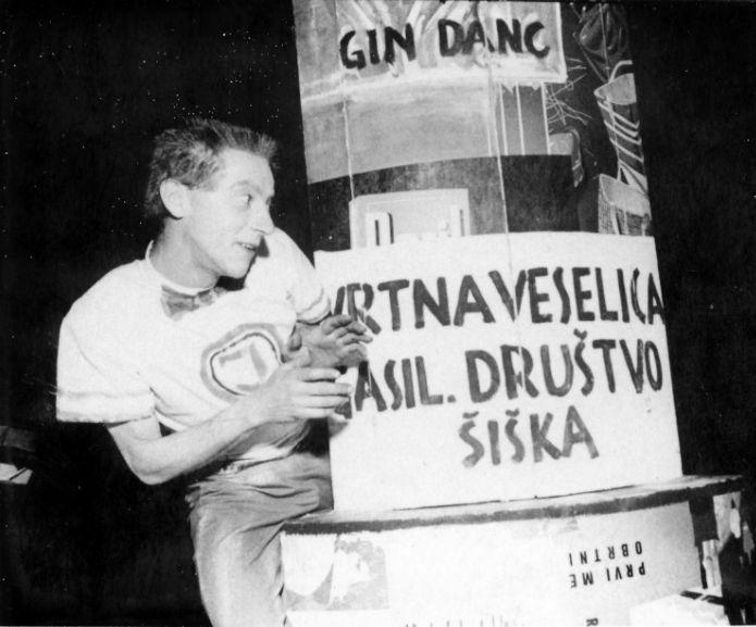 Plesalec Jaka Hafner – Skozi naše mesto.