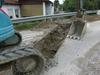 Zaradi dolgoletnega nezadostnega izplačevanja povprečnin se v občinah preslabo vzdržuje infrastruktura. Foto: Radio Koper