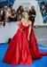 Rihanna je znana po drznem modnem slogu in po tem, da si ne pusti soliti pameti glede svojih izbir oprav. Foto: Reuters
