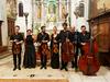 Drevišnji uvodni koncert Tratinijevega festivala, na katerem bo nastopil ansambel Il terzo suono v piranski cerkvi sv. Jurija, se začne ob 20.30. Z ansamblom bo nastopil mojster fagota Sergio Azzolini, na Tartinijevo violino bo zaigral Stanko Madić. Foto: Tartinijev festival