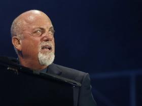Avtor večnih balad Billy Joel praznoval svoj 71. rojstni dan