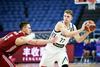 Luka Dončić bo vsaj še eno sezono odigral v Evropi, nato je precej verjetna njegova selitev v Ligo NBA. Foto: EPA