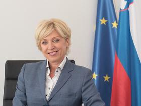 Romana Tomc Präsidentschaftskandidatin der Partei SDS
