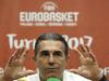 Karizmatični Sergio Scariolo, ki je Španijo popeljal do treh evropskih naslovov, na novinarski konferenci v Carigradu. Foto: EPA