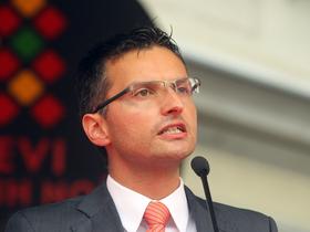 Marjan Šarec: Od imitatorja do župana in predsednika?
