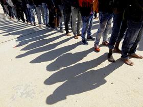 Število migrantov se po zatišju zaradi epidemije spet povečuje