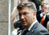 Opozicijski socialdemokrati (SDP) so začeli zbirati podpise za interpelacijo premierja Plenkovića. Foto: Reuters