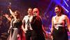 Koncertni niz, ki so ga poimenovali Le Spectacle, v prvi vrsti prinaša spremembo, kar so pokazali Perpetuum Jazzile sinoči v Hali Tivoli. Foto: BoBo/Žiga Živulović jr.