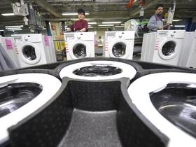 Gorenje trying to come out of red figures