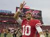 Jimmy Garoppolo je zmagal na šesti zaporedni tekmi (New England Patriots, San Francisco 49ers), ki jo je začel v Ligi NFL. Z zmago nad Jacksonvillom je tudi pomagal svoji nekdanji ekipi New England, ki bo posledično prosta na prvi teden končnice. Foto: Reuters