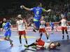 Slovenci so v tekmo vložili veliko energije, a to ni bilo dovolj za olimpijske prvake Dance. Foto: EPA