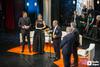 Slavljenec Benjamin Ličer je nagrado prejel iz rok lanskoletnih prejemnikov nagrade Igorja Komela in Vasje Klavore. Foto: Radio Koper/Alan Radin