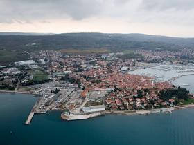 Območje izolske ladjedelnice spet naprodaj