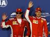 Kimi Räikkönen in Sebatian Vettel bosta nedeljsko dirko v Bahrajnu začela iz prve štartne vrste. Foto: Reuters