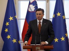 Pahor bo mandat za sestavo vlade ponudil relativnemu zmagovalcu volitev