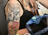 The organizers stress that anyone considering getting a tattoo should carefully think about the motif and the decision to get the tattoo in the first place. Foto: BoBo