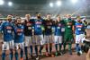 Nogometaši Napolija se bodo v nedeljo na derbiju v Torinu poskušali še bolj približati Juventusu, ki bo imel v zadnjih štirih krogih težji razpored, saj bo gostoval še pri Interju in Romi. Foto: EPA