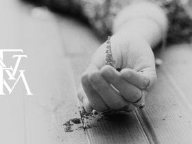 Florence & The Machine - Sky Full Of Song