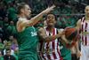 Beno Udrih je v drugi četrtini, ki jo je Žalgiris dobil z 28:15, odlično opravil svoje delo. Foto: EPA
